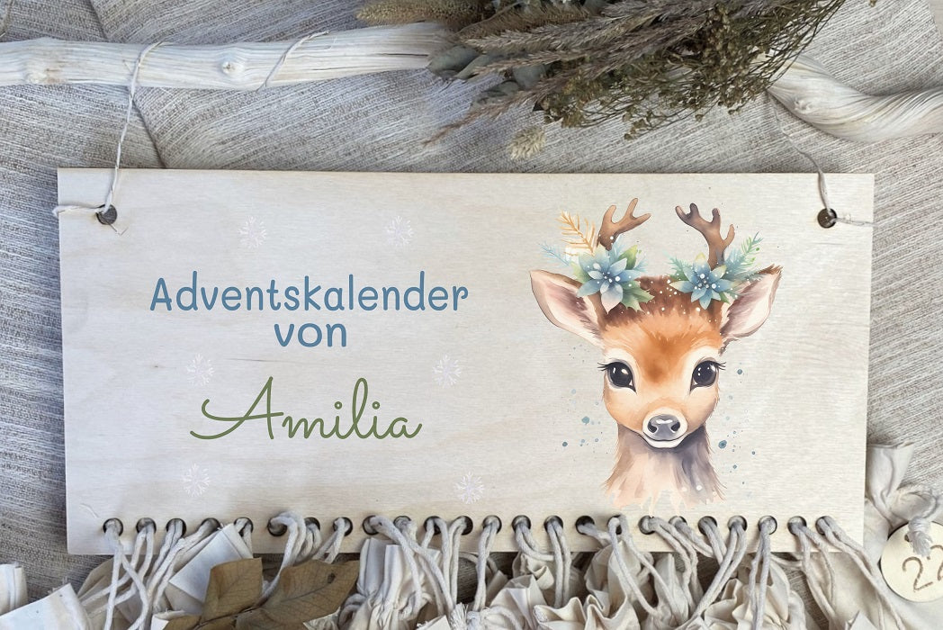 Adventskalender mit Namen und Stoffsäckchen Reh Mädchen