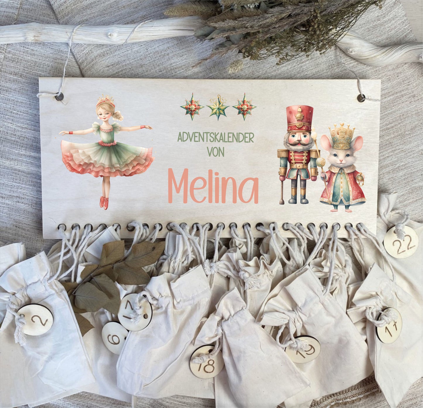 Adventskalender Leiste aus Holz und Stoffsäckchen Ballerina Nussknacker