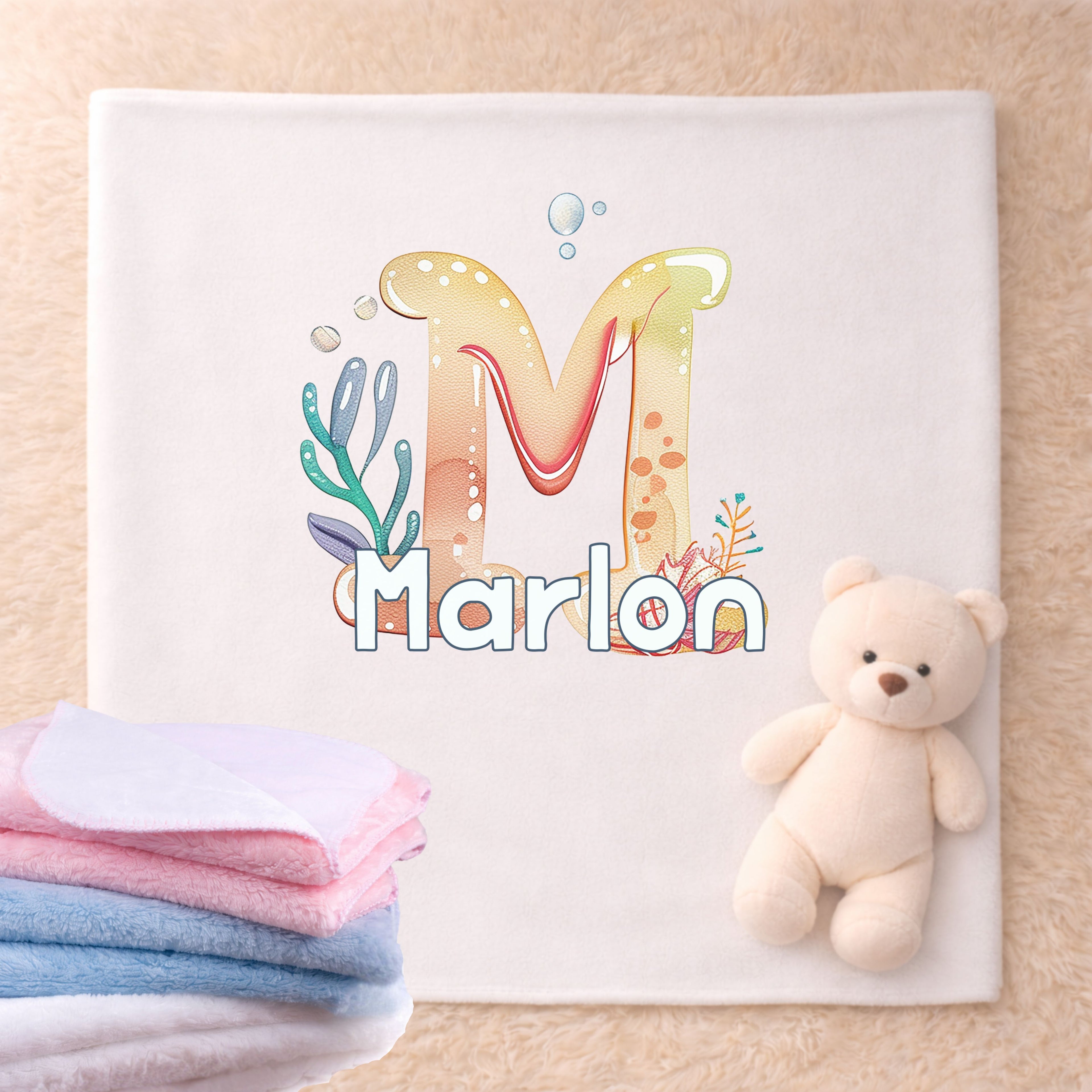 Babydecke personalisiert mit Ozean Design und Meerestieren als kuschelige Decke für Babys