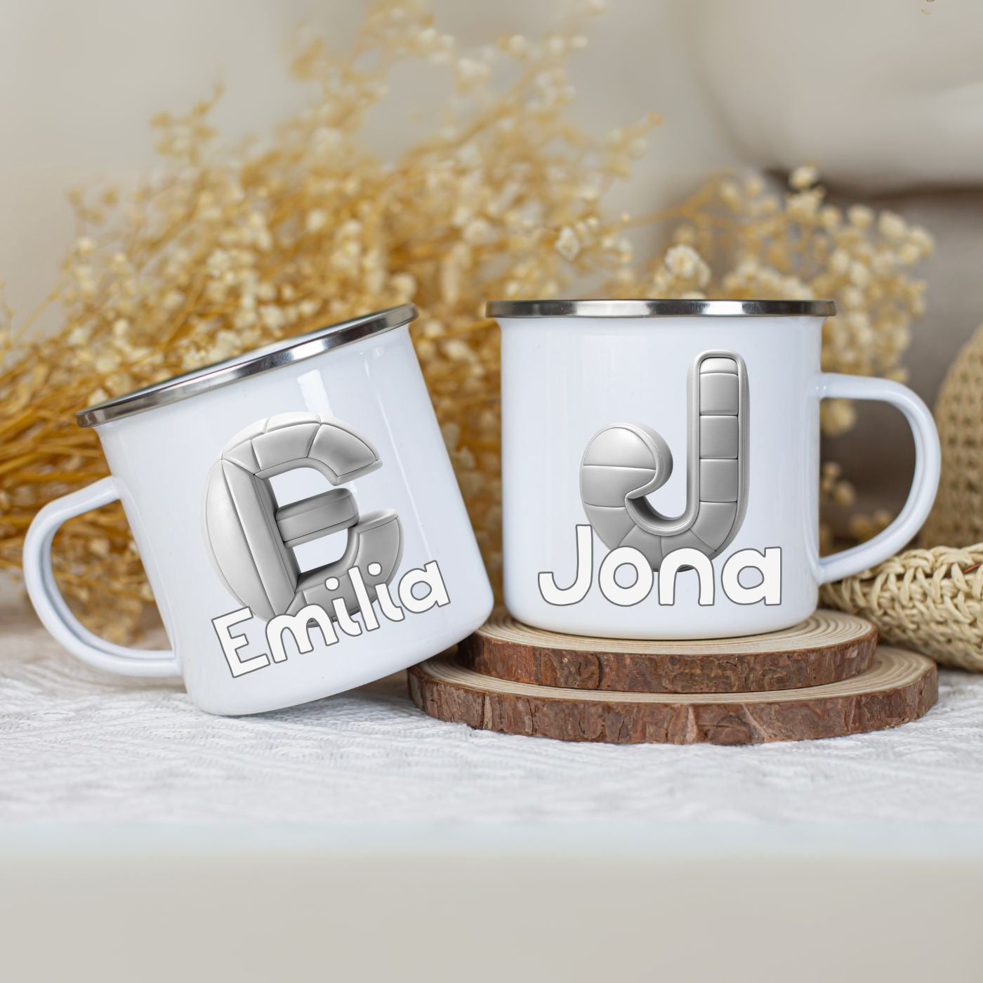Emaille Becher mit Name personalisiert im sportlichen Design