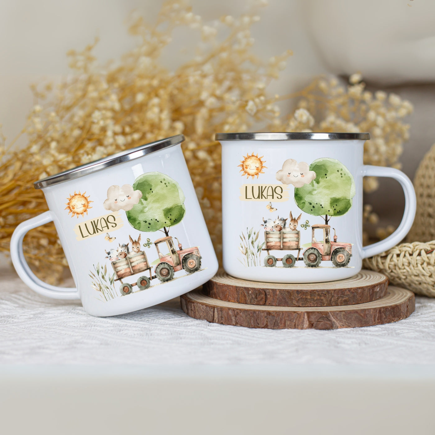 Emaille Tasse personalisiert – mit Bauernhof und Traktor-Motiv