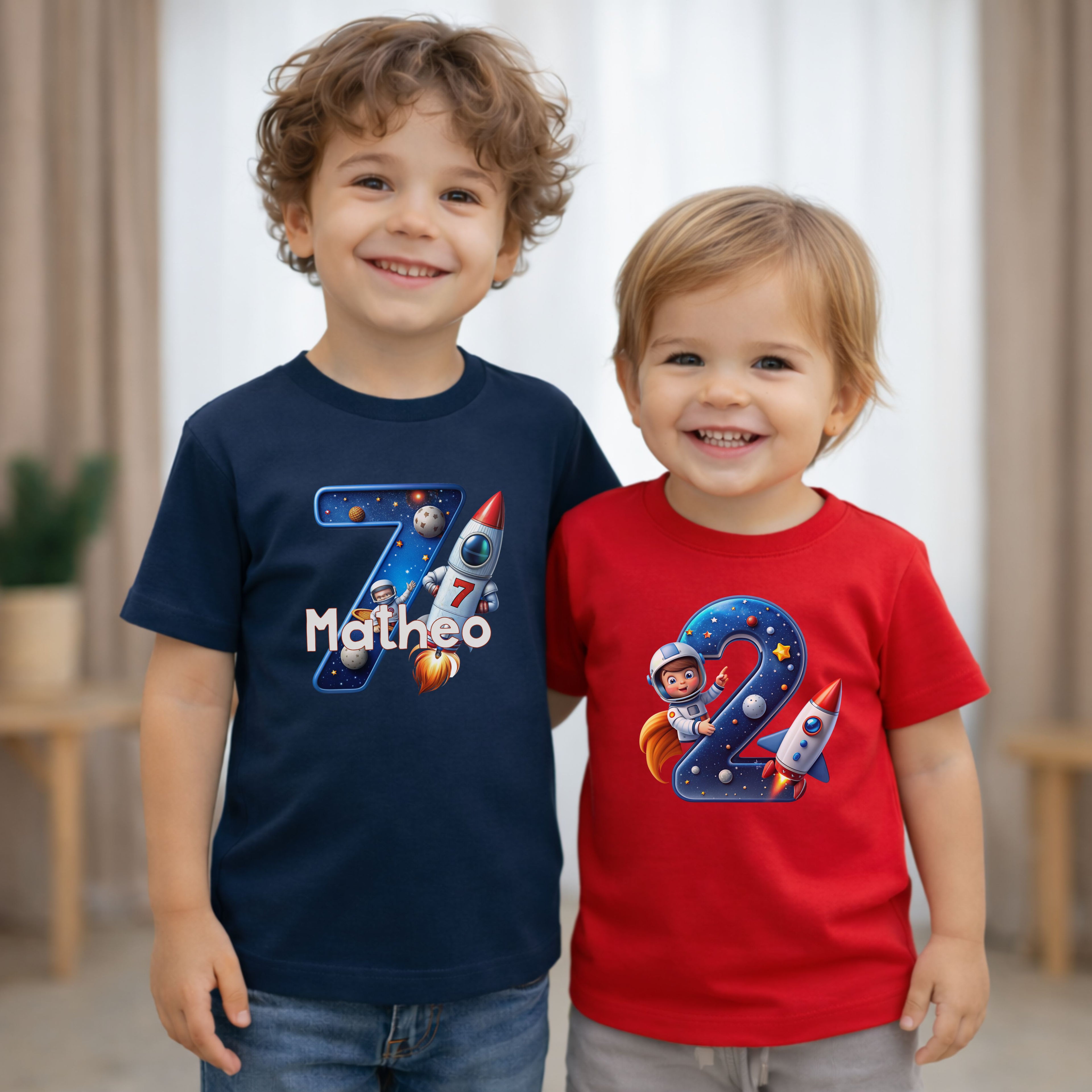 Personalisiertes Kinder T Shirt Geburtstag mit Name und Alter im Weltraum Design