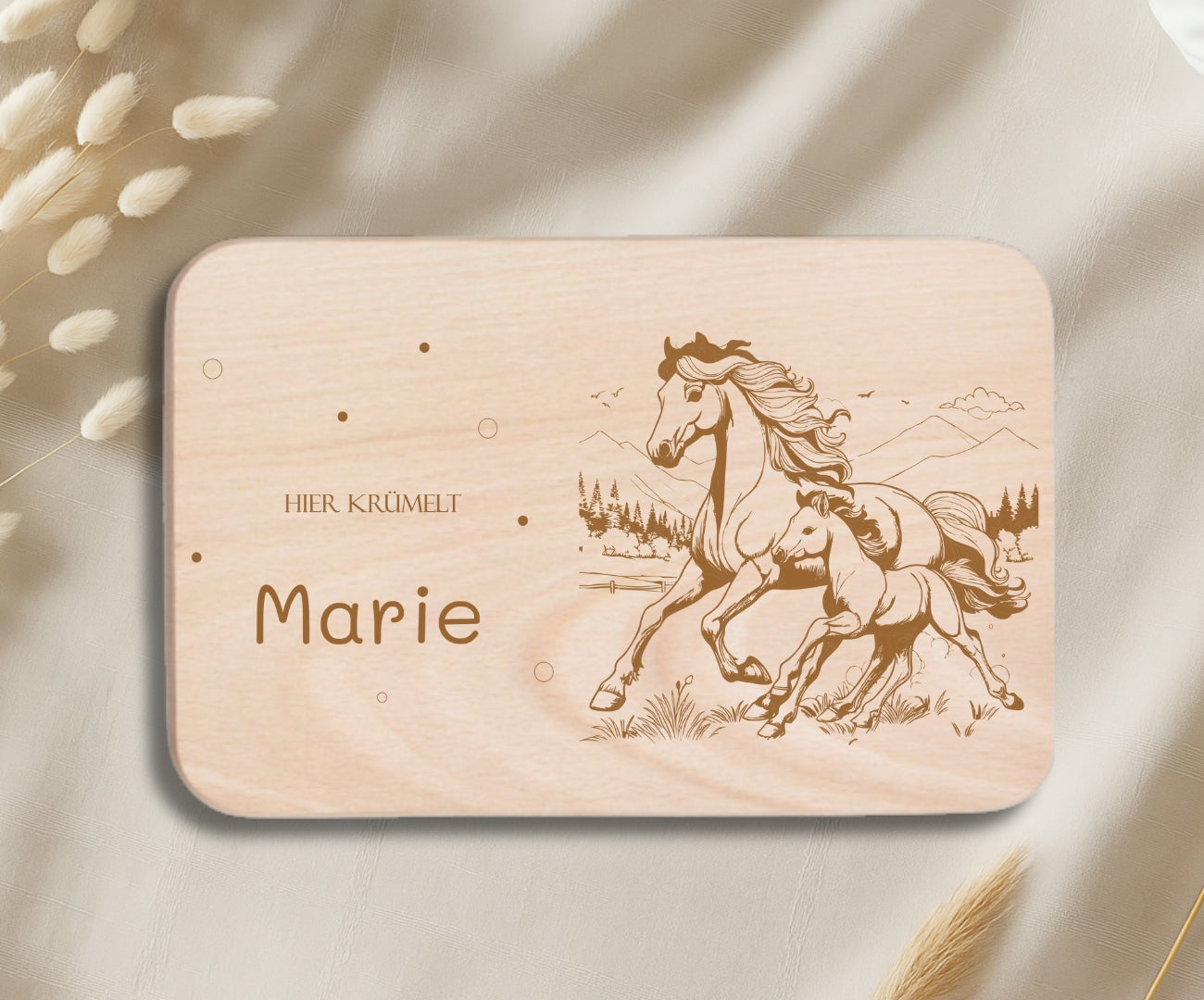 Personalisiertes Frühstücksbrettchen Kinder – Tierfamilien Gravur (Fuchs, Pferd, Hamster, Bär, Katze & Hund)