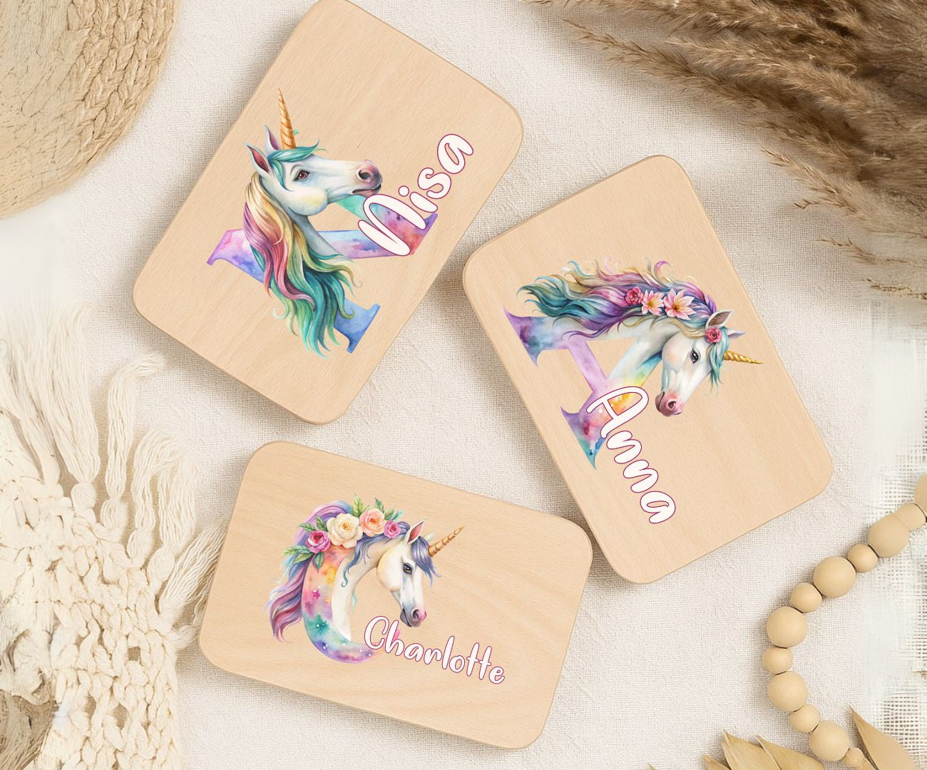 Frühstücksbrettchen Kinder personalisiert mit Einhorn und Anfangsbuchstabe