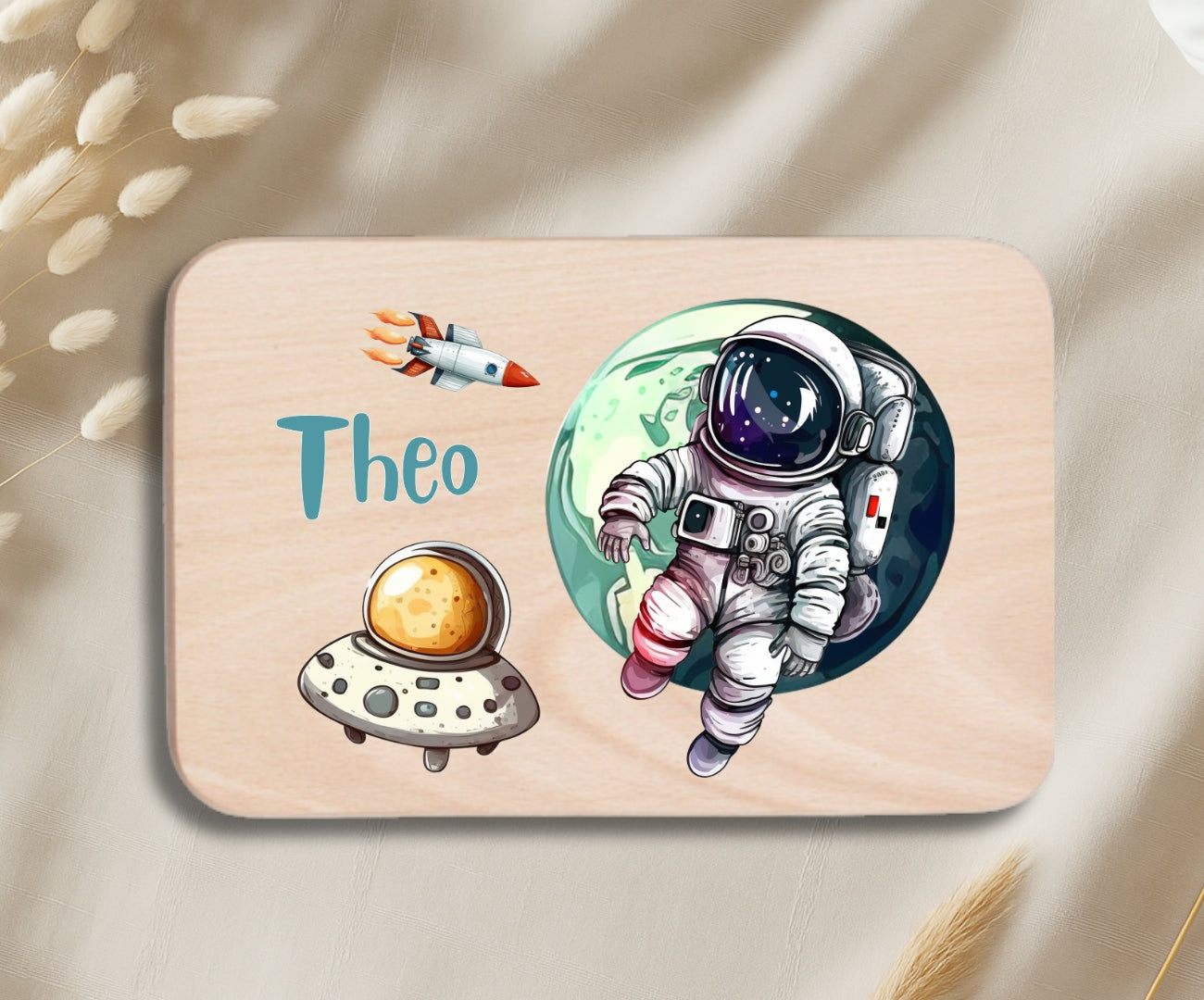 Personalisiertes Holzbrettchen Kinder – Weltall Motiv mit Name