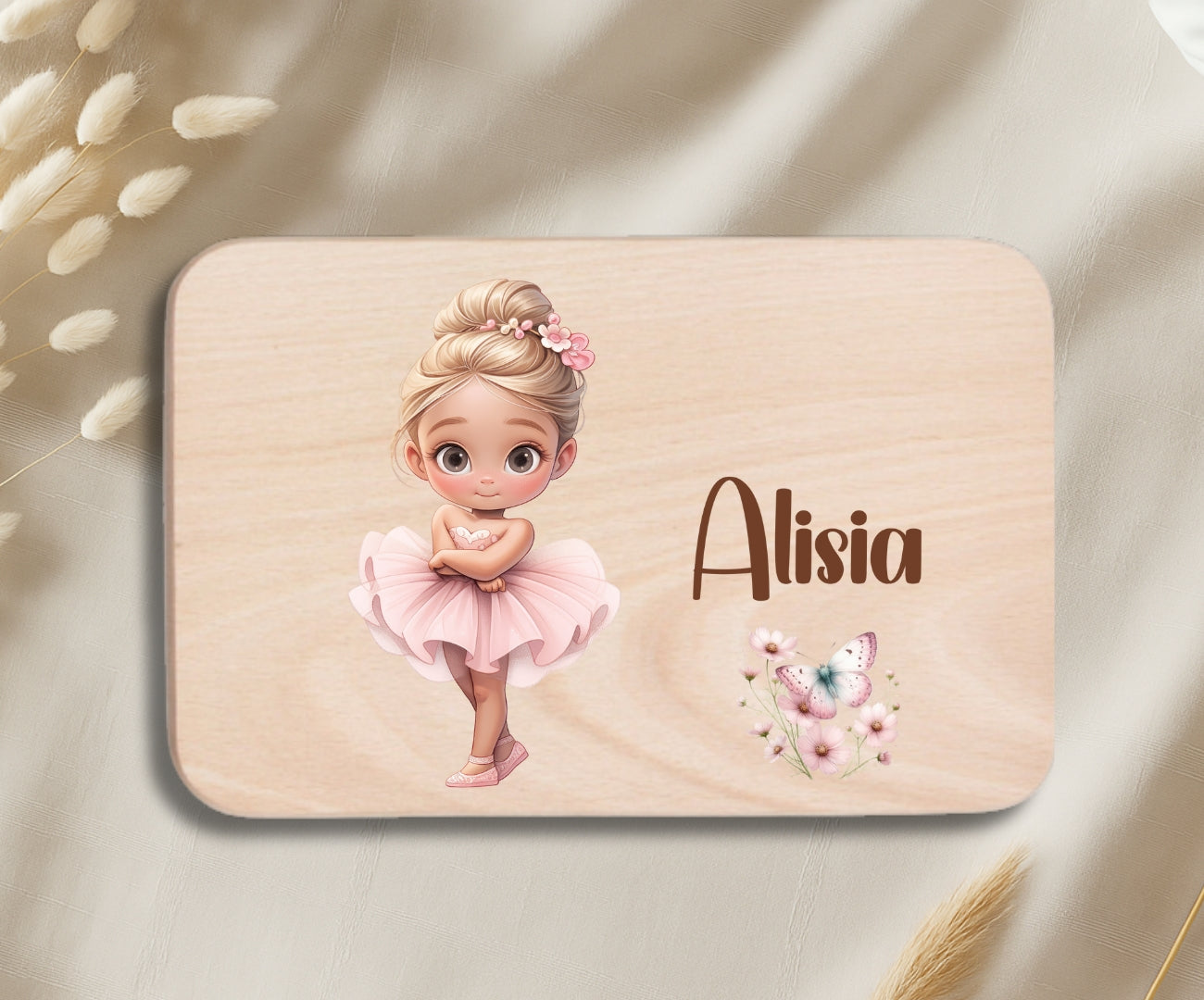 Personalisiertes Holzbrettchen Kinder – Ballerina Motiv mit Name
