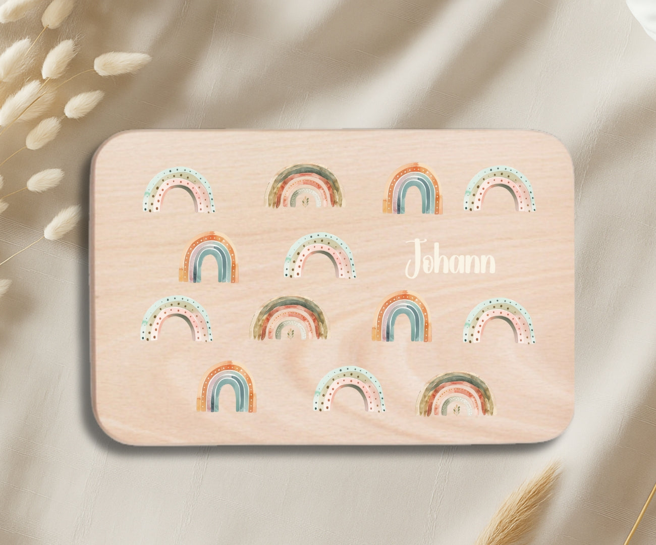 Personalisiertes Holzbrettchen Kinder – Regenbogen Motiv mit Name
