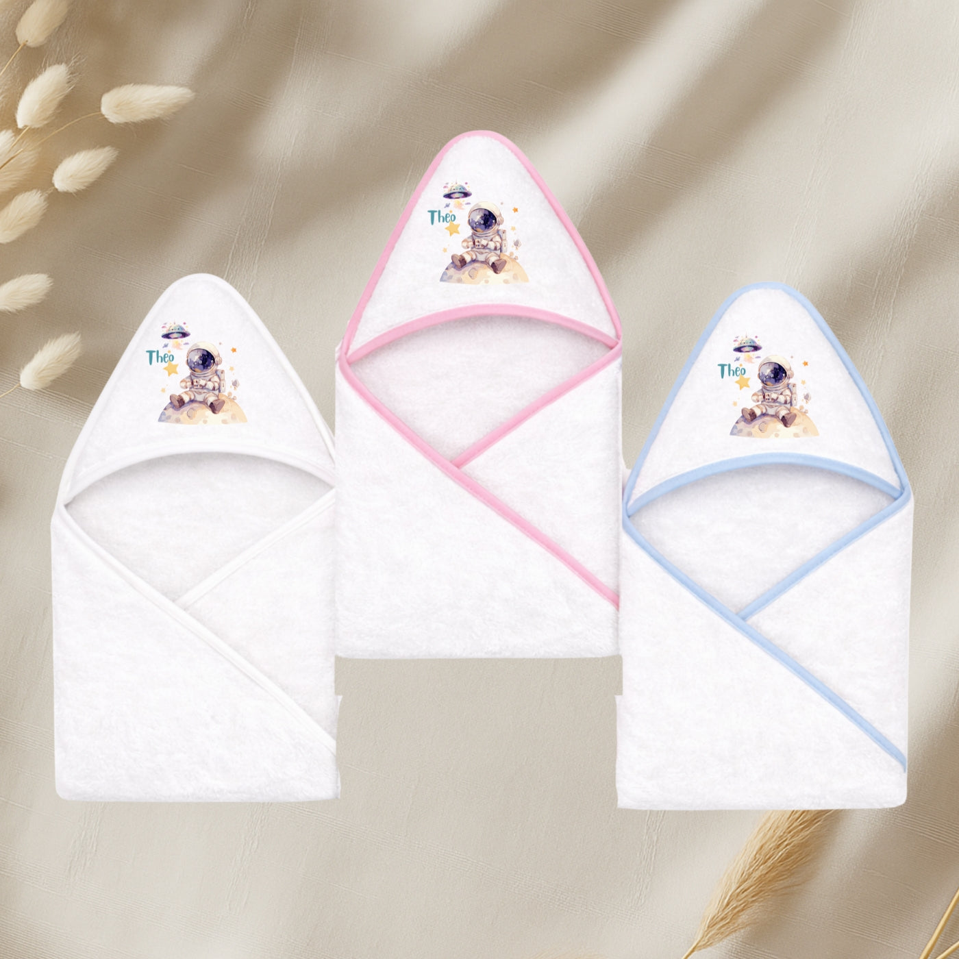 Kapuzenhandtuch Baby personalisiert – Weltall mit Namen