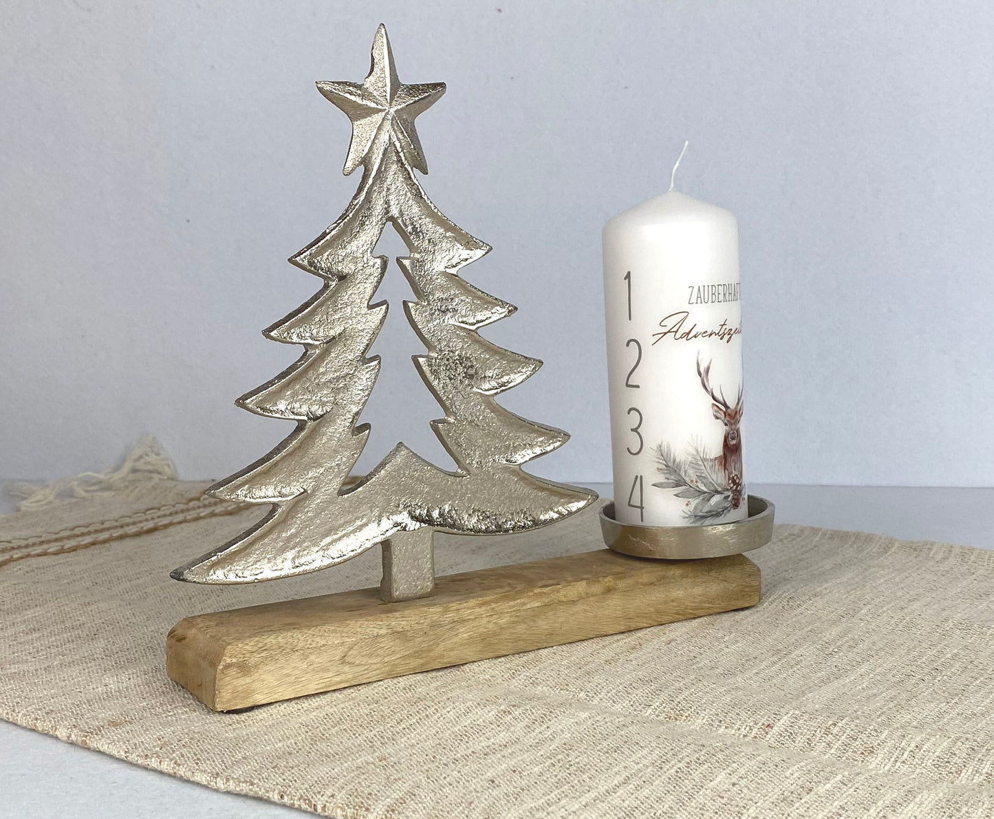 Adventsdeko Kerzenhalter Tannenbaum mit Adventskerze Zahlen Hirsch