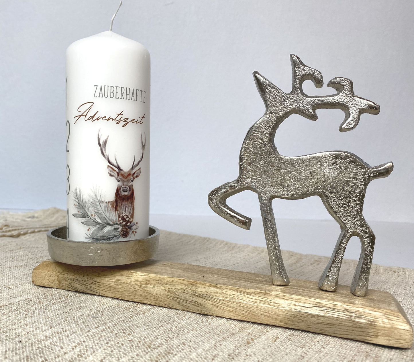 Adventsdeko Kerzenhalter Hirsch mit Adventskerze Zahlen Hirsch