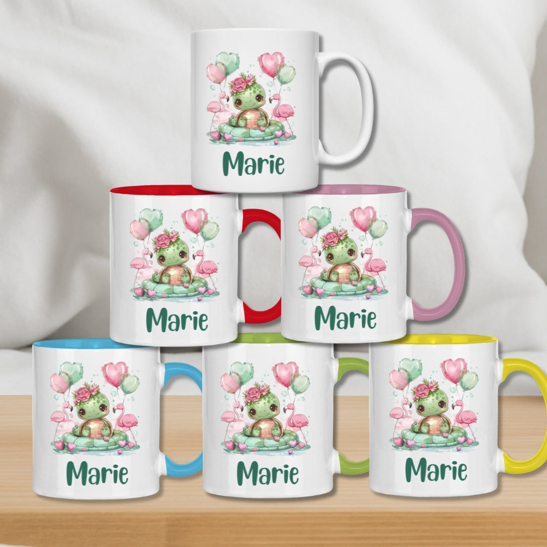 Kindertasse personalisiert – Keramiktasse mit grünen Tieren und Namen