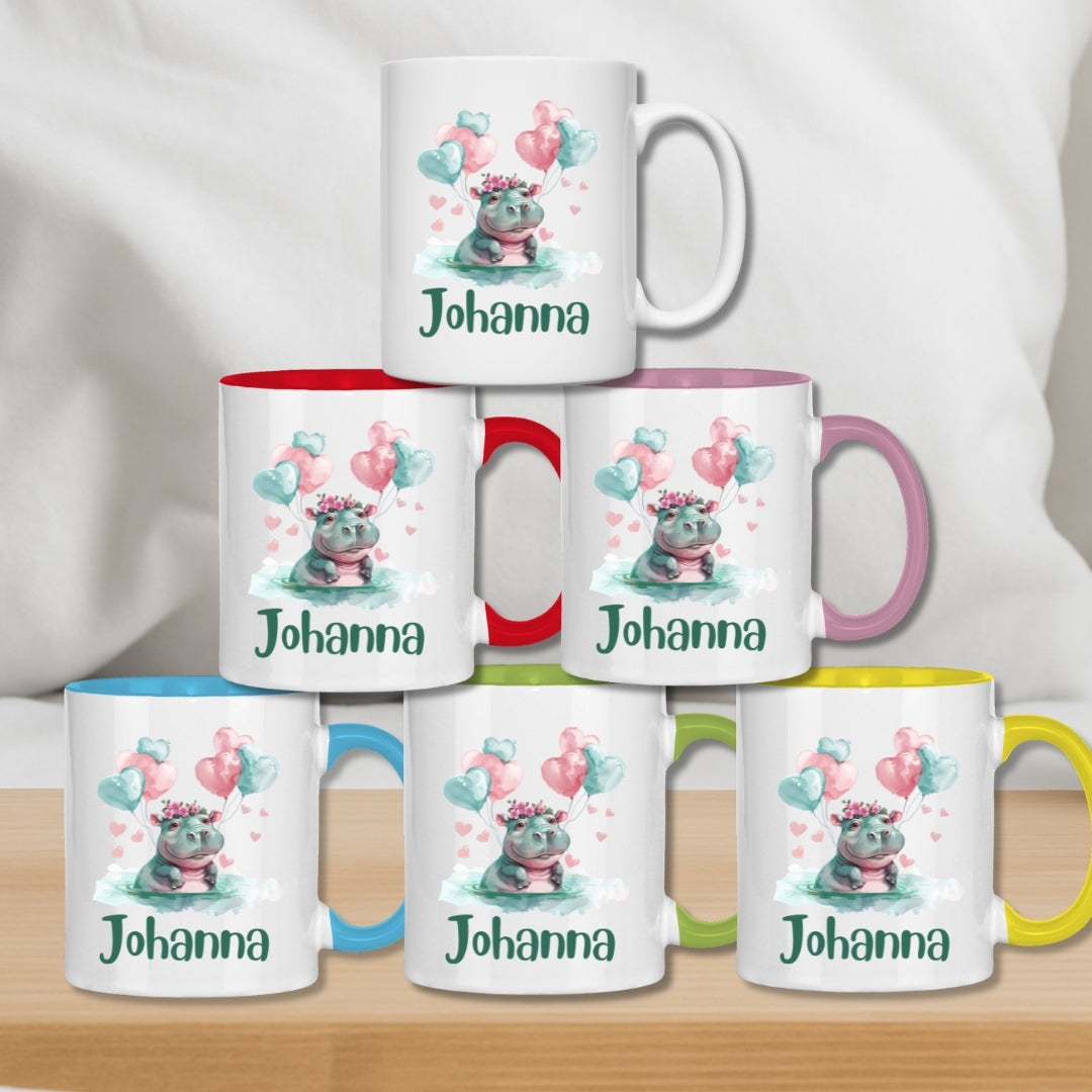 Kindertasse personalisiert – Keramiktasse mit grünen Tieren und Namen