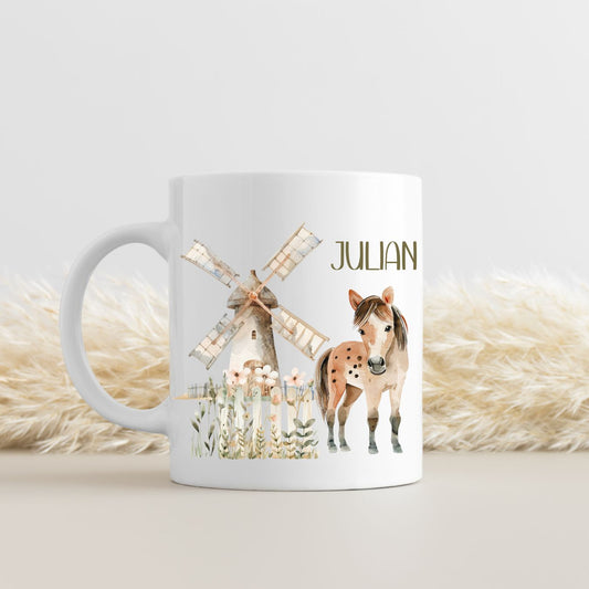 Kindertasse weiß mit Bauernhof Motiven und Namen personalisiert - Traktor, Pferd, Dorf, Schaf