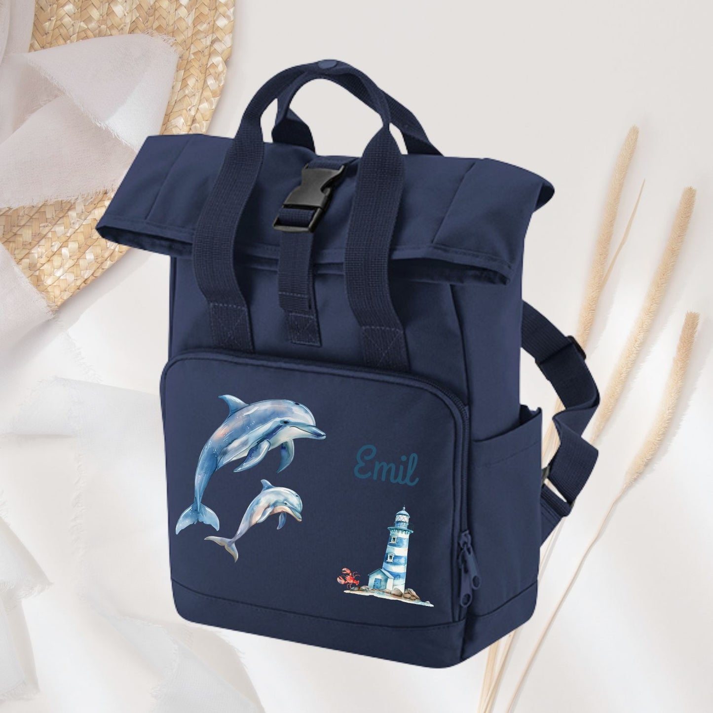 Kinder Rucksack blau Roll-Top mit maritim Motiven und Namen personalisiert - Delfin Oktopus Schildkröte