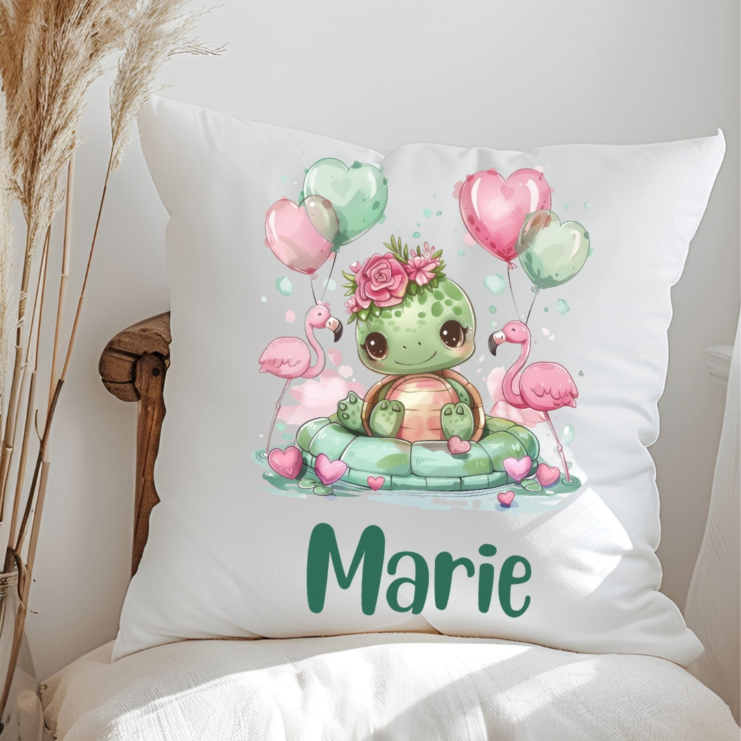 Personalisiertes Kissen mit grünen Tierchen – süß, niedlich & mit Namen